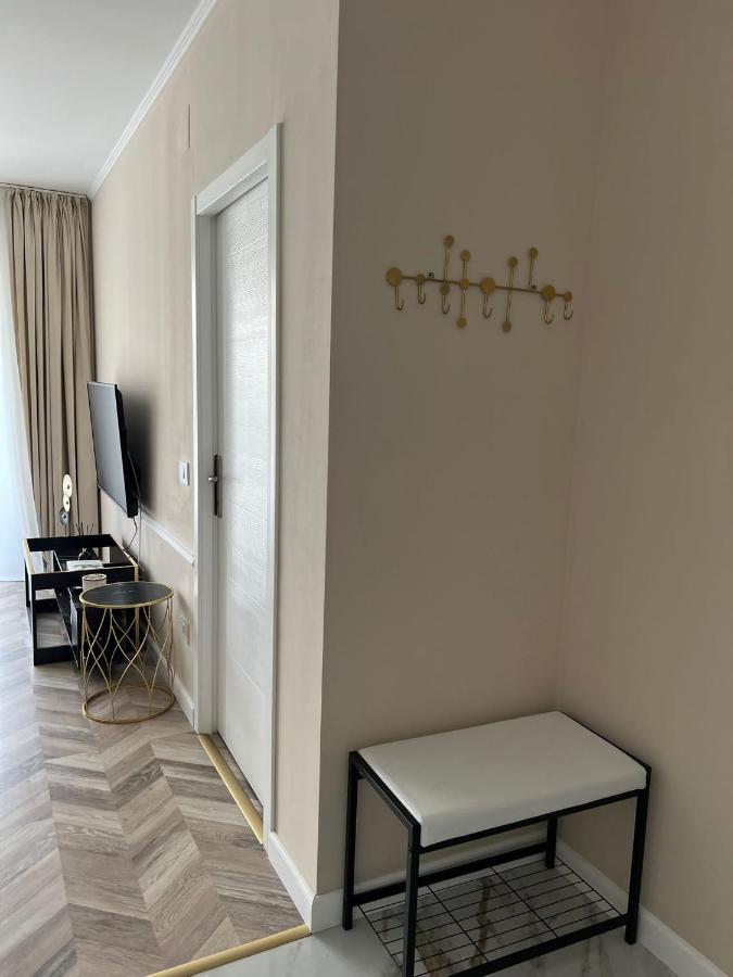 Glim Suite Орадя Екстер'єр фото